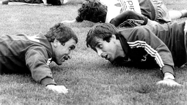 Training von Rapid Wien vor dem Meisterschaftsstart. Hans Krankl (links) und Josef Hickersberger (rechts). 1981.