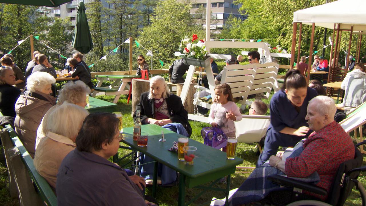 © ORF/Langbein & Partner Oslo, Altenheim Paulus, Gartenfest.