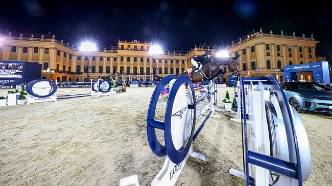 © Longines Global Champions Tour Katharina Rhomberg