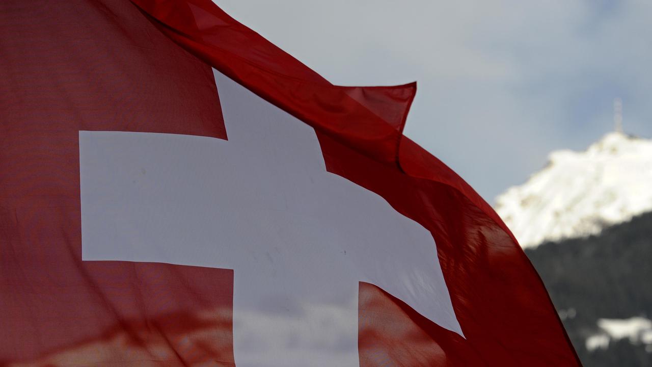 Report Schweiz Fahne