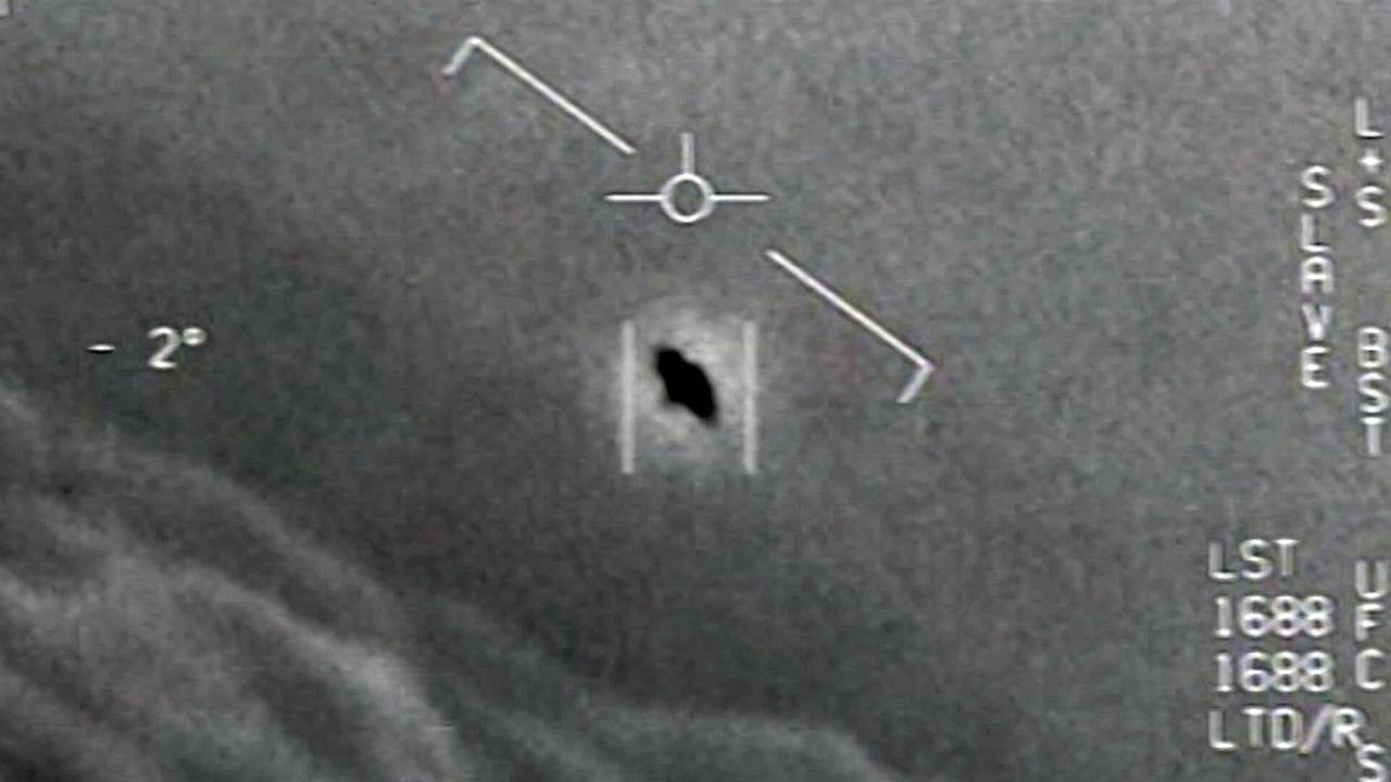 Im Vorjahr hat die US-Regierung UFO-Akten geöffnet. Ein Standbild aus einem Video, dass ein Kampfjet-Pilot aufgezeichnet hat.