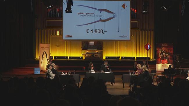© ORF / Seitenblicke Das Rate-Quartett auf der Bühne zusammen mit den ModeratorInnen