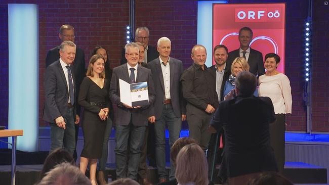 © ORF / Seitenblicke Gruppenbild der Großspender beim Licht ins Dunkel Empfang