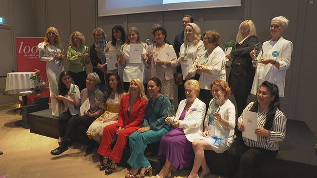 © ORF 2 Gruppenbild der Siegerinnen des look! Business Awards 2023
