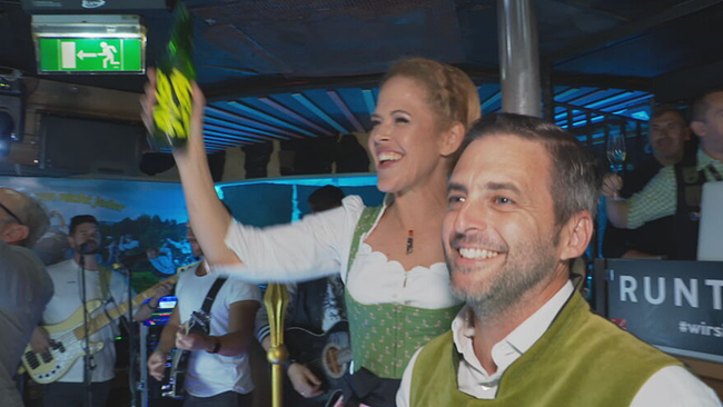 © ORF / Seitenblicke 15 Jahre Party in der Bettelalm