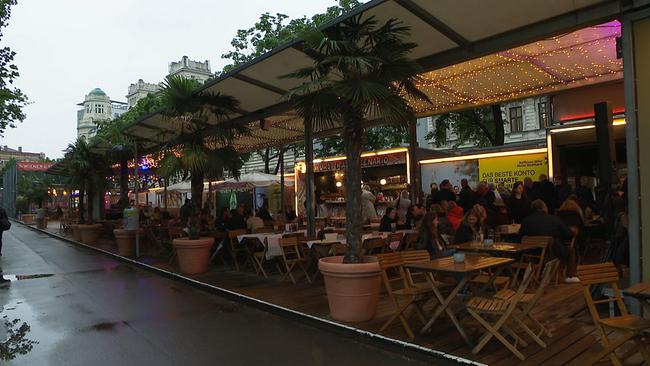 © ORF / Seitenblicke Die leeren Lokale der verregneten Wiener Summerstage