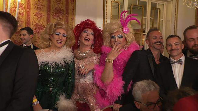 © ORF / Seitenblicke Dragqueens lachen in die Kamera