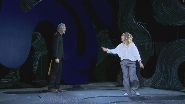 © ORF / Seitenblicke Joseph Lorenz und Johanna Mahaffy stehen auf der Bühne