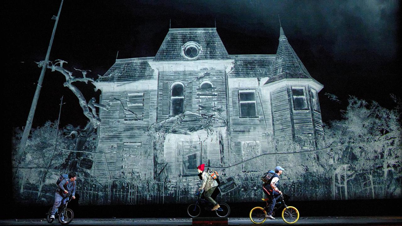 © ORF/Wiener Staatsoper/Michael Pöhn Die Zauberflöte: Schüler der Opernschule der Wiener Staatsoper (Drei Knaben)