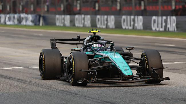 Der italienische Mercedes-Pilot Kimi Antonelli steuert seinen Wagen während des Formel-1-Grand-Prix von Bahrain in Sepang am 4. Oktober 2026.