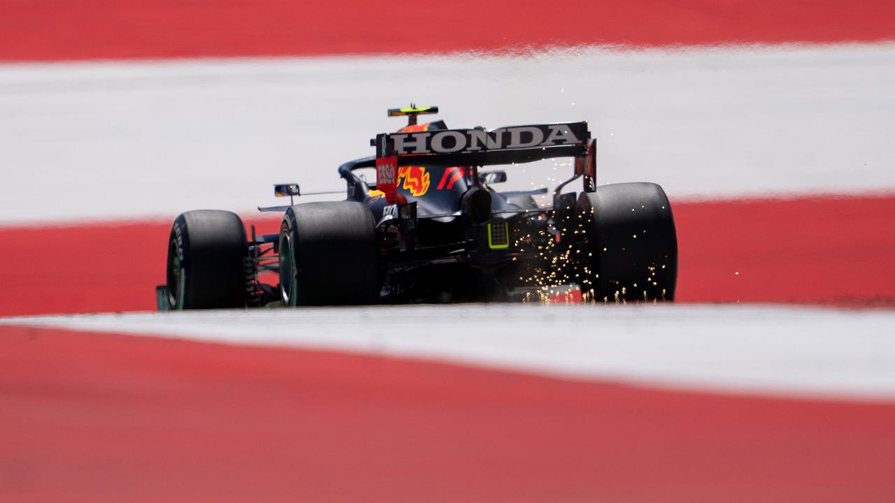 Sergio Perez (MEX/Red Bull Racing) am Samstag, 03. Juli 2021, während des 3. Trainings am Red Bull Ring in Spielberg. Der Formel 1-GP von Österreich findet am Sonntag, 04. Juli 2021, statt.