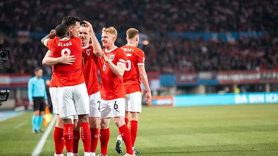 Fußball: Michael Gregoritsch (AUT, L) jubelt mit dem Team nach seinem Tor zum 1:0 am Donnerstag, 20. März 2025, anl. des Hinspiels zum Play-off Nations-League-Spiel zwischen Österreich und Serbien in Wien