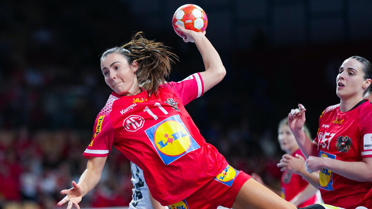 Fabienne Tomasini (AUT) am Donnerstag, 28. November 2024, anl. des Handball Europameisterschaft Spiels Österreich - Slowakei in Innsbruck.