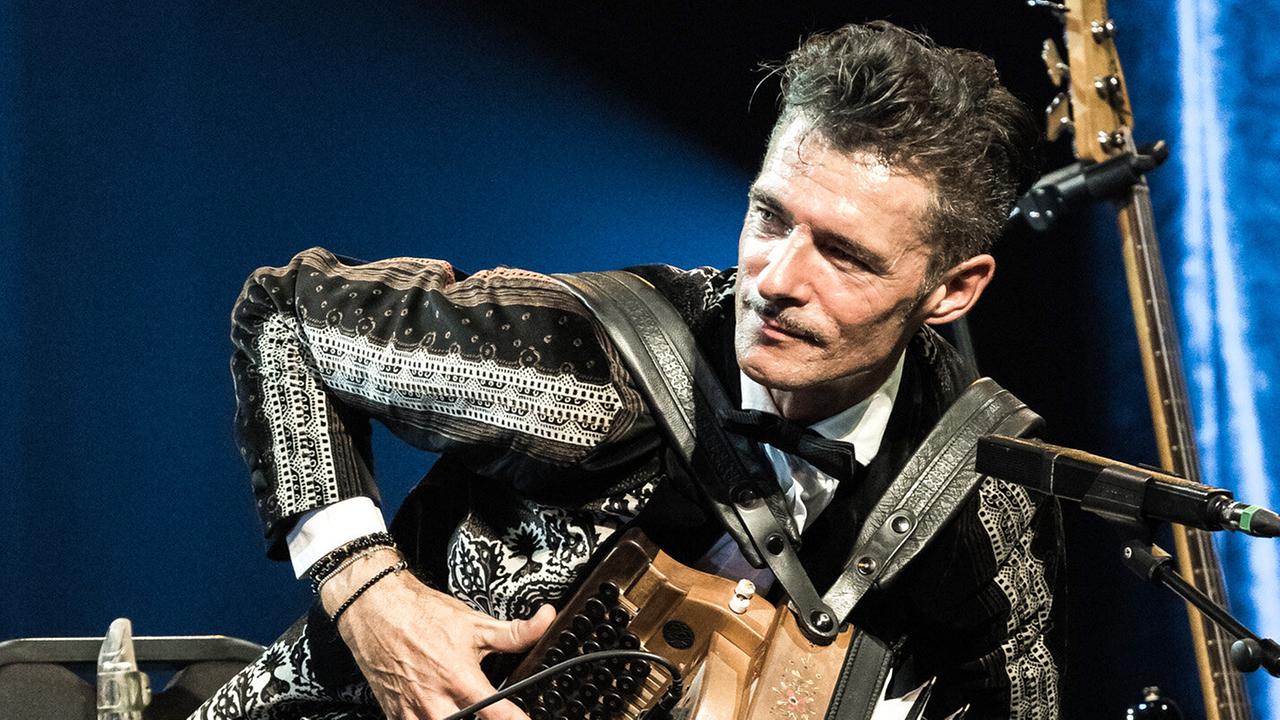© ORF/LST Steiermark/Ivents-Kulturagentur / Ulrike Rauch Herbert Pixner spielt die steirische Harmonika bei seinem Herbert Pixner Projekt in der Oper Graz