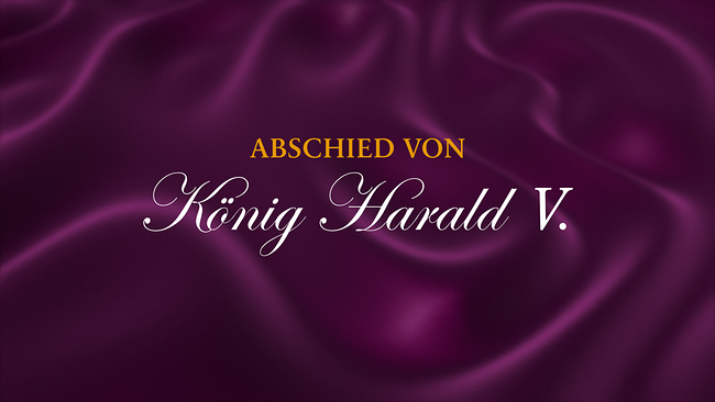 Eine elegante violette Seidenoptik trägt die Aufschrift „Abschied von König Harald V.“.