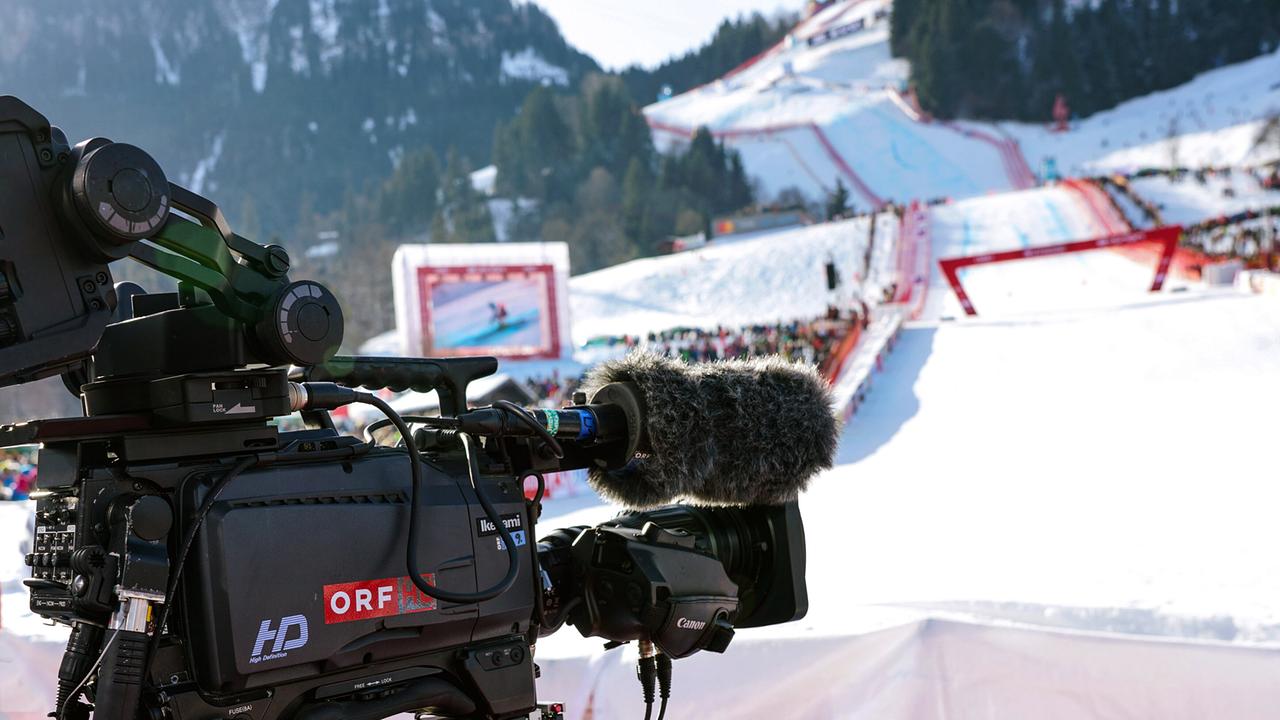 Mythos Kitzbühel – ein zeitgeschichtlicher Rückblick: Zieleinfahrt, ORF-Kamera