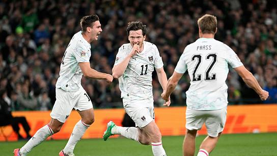 Max Wöber, Michael Gregoritsch und Alexander Prass jubeln nach einem Treffer, im Zentrum läuft Michael Gregoritsch mit seinen Teamkollegen zusammen am Donnerstag, 1. Oktober 2026, anl. der Nations-League-Begegnung zwischen Irland und Österreich in Dublin.
