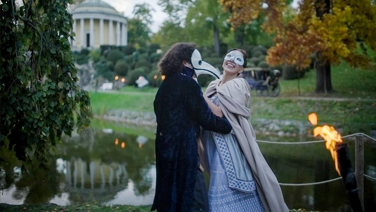 "Österreich - Die ganze Geschichte: Liebe, Sex und Ehe": Ein Maskenball im Rahmen der Hochzeitsfeierlichkeiten von Napoleon Bonaparte und Marie-Louise von Österreich.