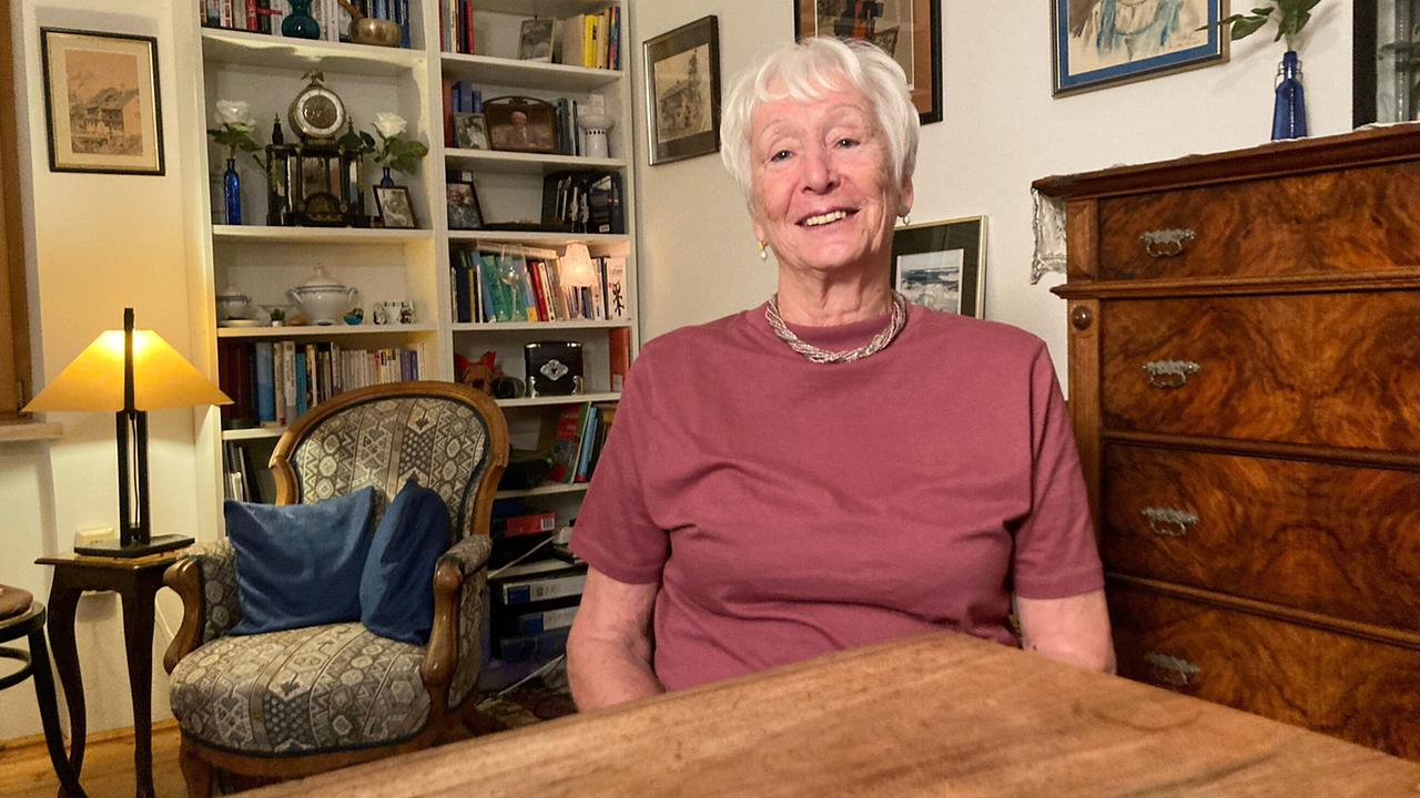© ORF/Talk TV/Alex Tomsits "Liebesg´schichten und Heiratssachen" am 7.8.2023: Brigitte, 77-jährige Physiotherapeutin i. R. aus Salzburg hat sich auf ihren Reisen schon viele, atemberaubend schöne Plätze angesehen, aber leider noch nirgends den Mann für’s Leben gefunden.
