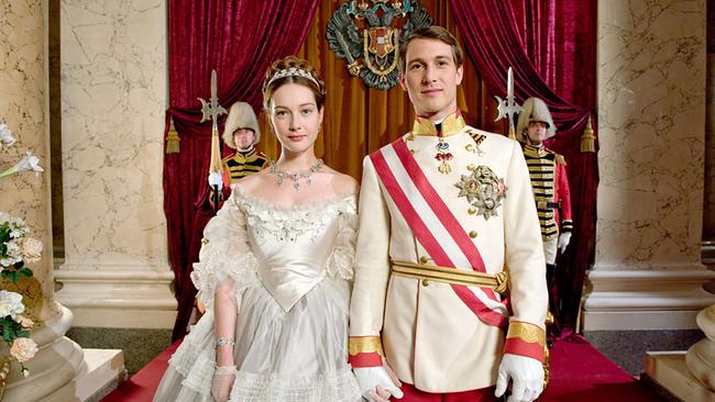 "Sisi": Kaiser Franz Joseph (David Rott) ist stolz auf seine junge Braut, der schönen und unbändigen Sisi (Cristiana Capotondi).