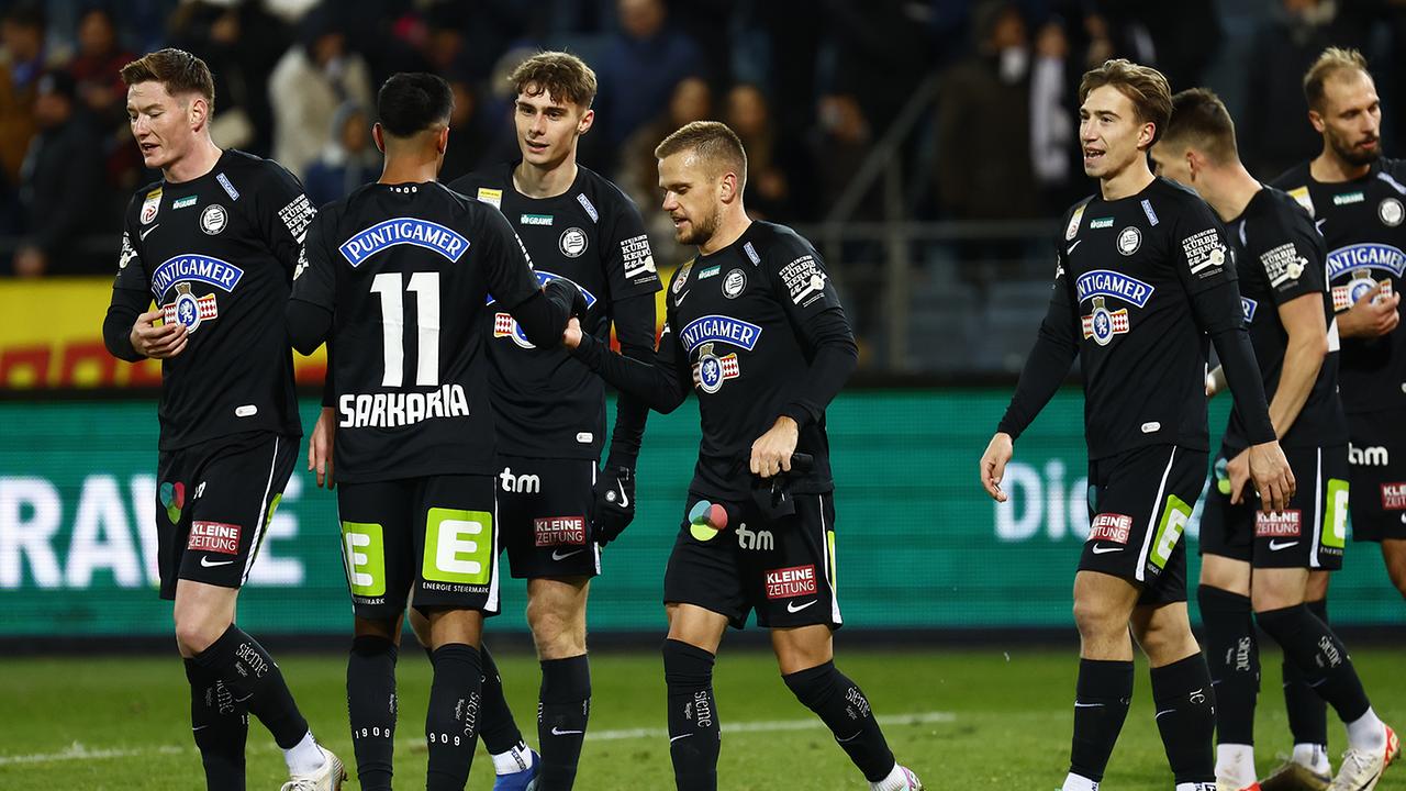 © APA/ERWIN SCHERIAU Jubel bei Sturm während der Admiral Bundesliga- Begegnung / 15. Runde zwischen SK Puntigamer Sturm Graz und SC Austria Lustenau am Samstag, 25. November 2023, in der Merkur Arena in Graz.