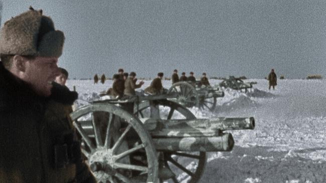 © ORF/ZDF/British Pathe Wendepunkte des Zweiten Weltkriegs: Die Belagerung Stalingrads; Im Bild: Russische Kanonenstellung