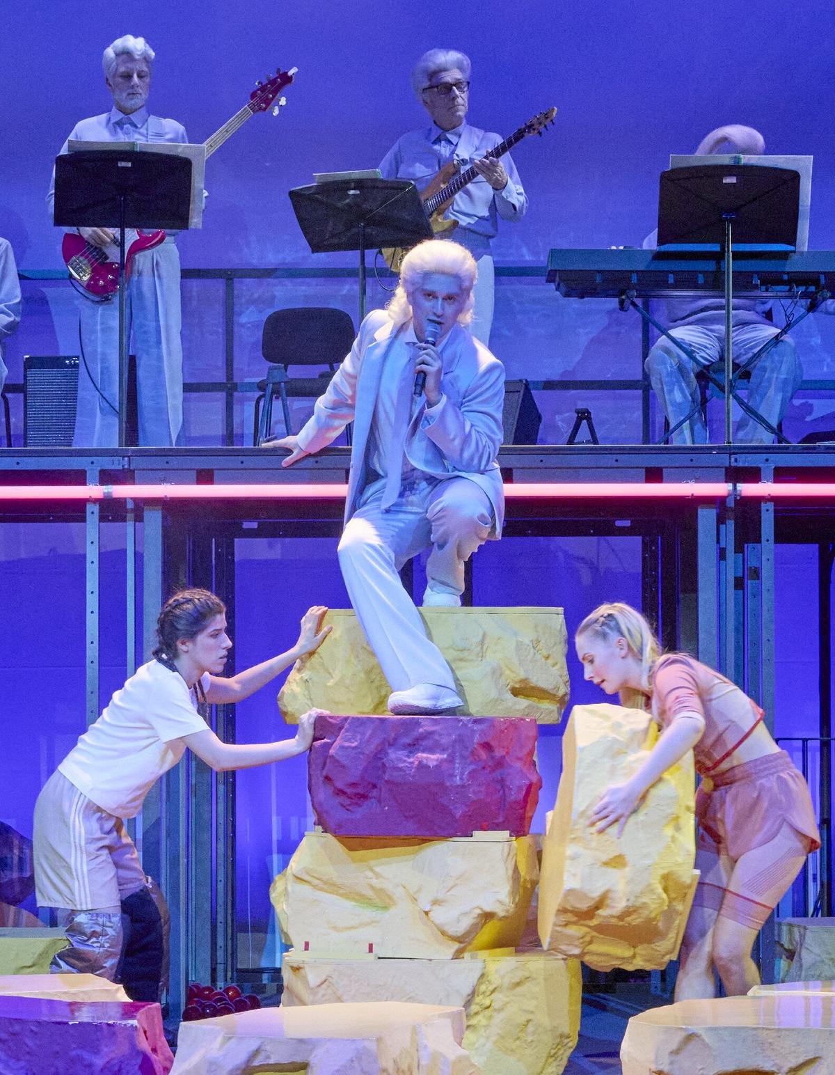 Thierry Tidrow: Sagt der Walfisch zum Thunfisch: Hannah-Theres Weigl, Alex Ilvakhin, Florentina Serles