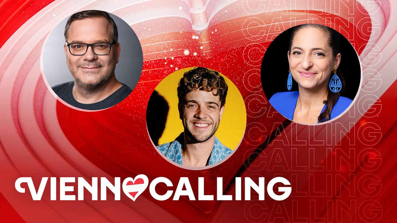 © ORF/Weber/Kanz/Matern A red graphic with the words “VIENNA CALLING” features three circular portrait photos of Elton, Luca Hänni, and Caroline Athanasiadis against a dynamic, heart-shaped background.