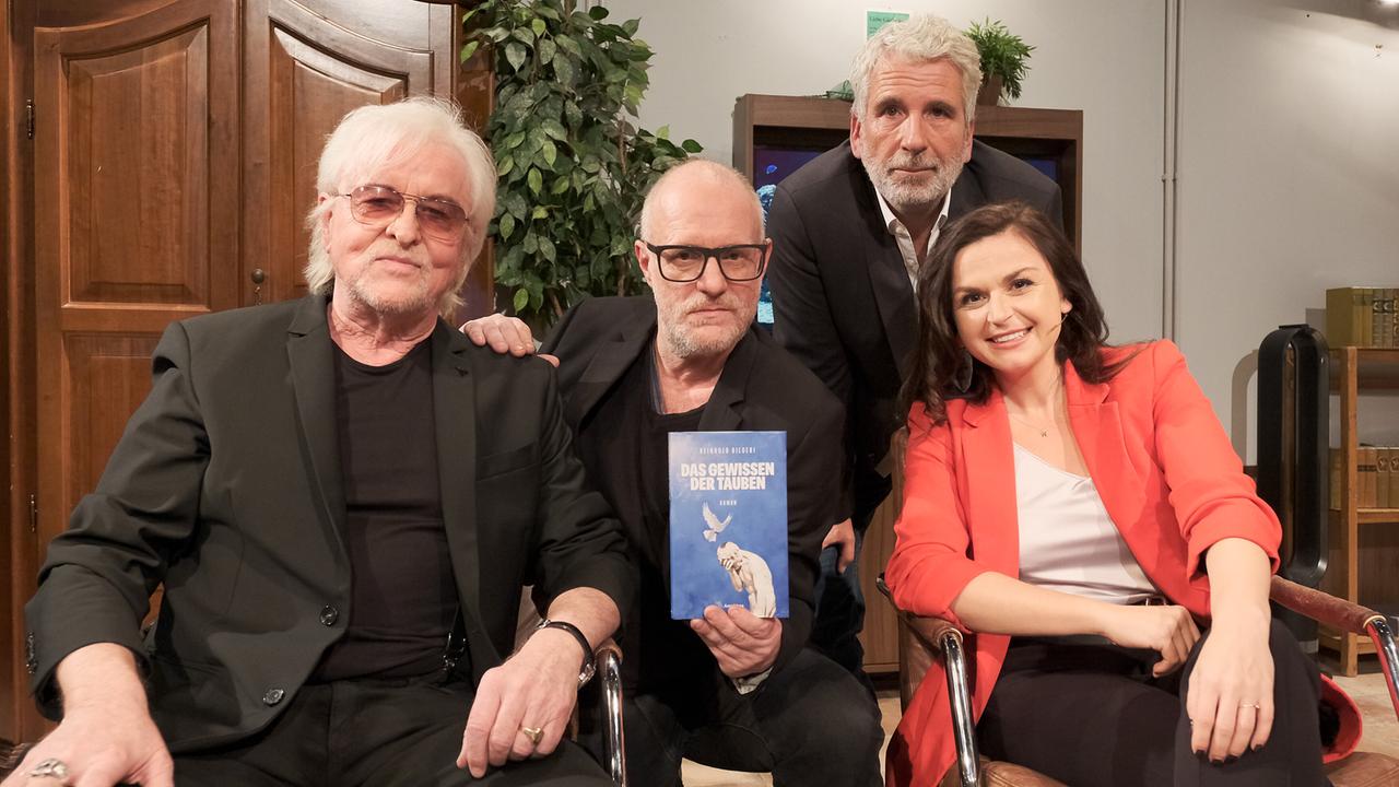 © ORF/Hans Leitner Willkommen Österreich mit Stermann & Grissemann: Reinhold Bilgeri, Christoph Grissemann, Dirk Stermann, Inka Pieh